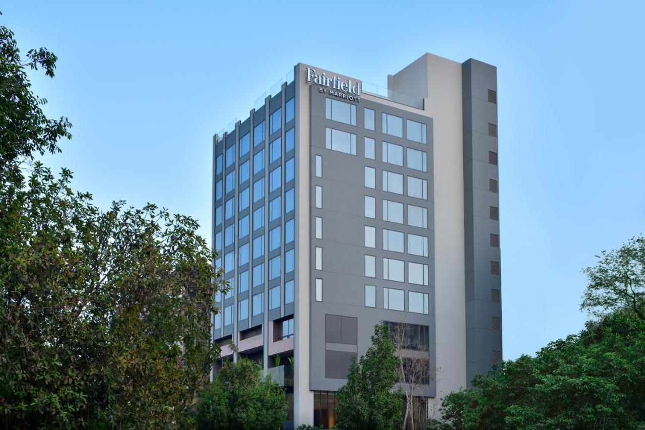 Hotel Fairfield By Marriott Vadodara Extérieur photo